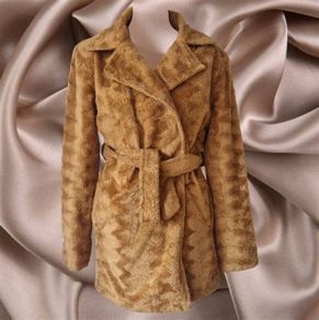 Vintage 1980s 1990s chenille teddy camel colour coat M L glamorous Christmas festive