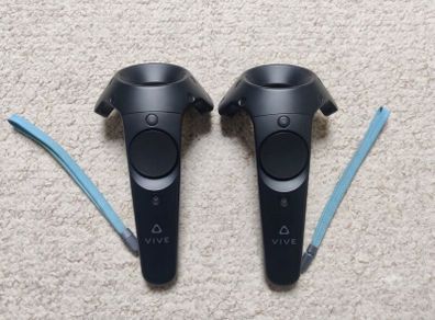 HTC Vive VR Controllers + 1.0 Base Stations