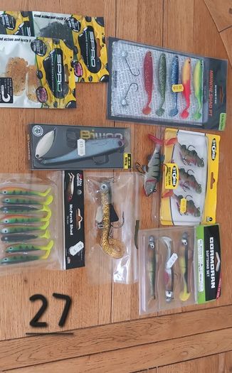 Fishing: Selection Of Bass Baits/lures