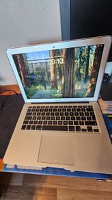 Apple MacBook Air
