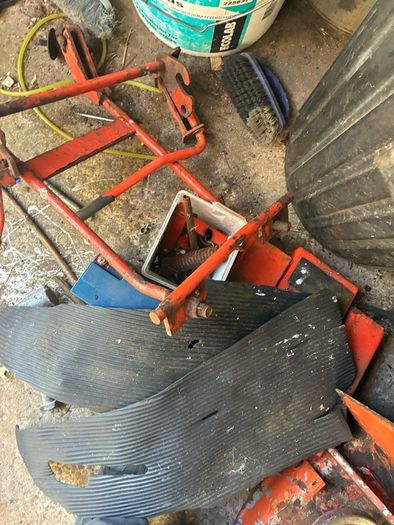 Kubota g21 lawnmower