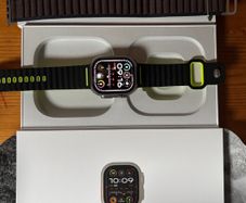 Apple  Watch Ultra 2
