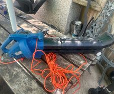 leaf blower