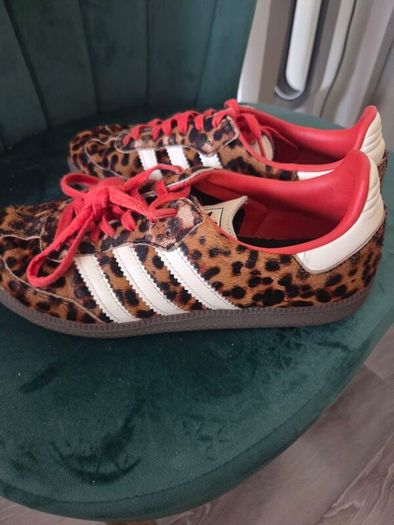 womens trainers