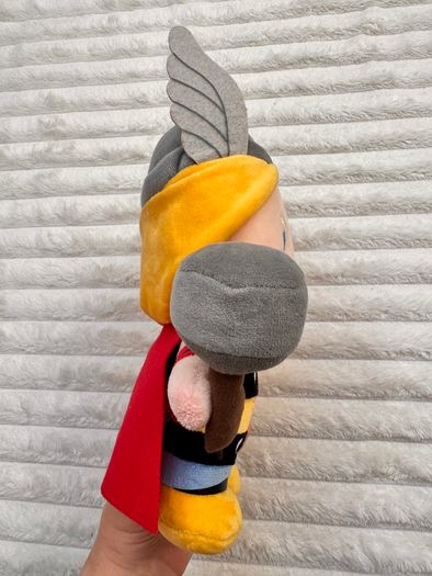 Universal Studios Marvel Thor Avengers approx. 25 cm. Used Please see photos