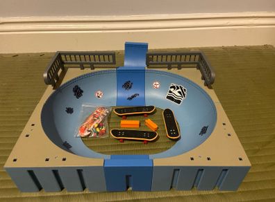 Skateboarding Park Toy Set