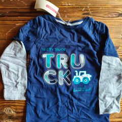 Boys top