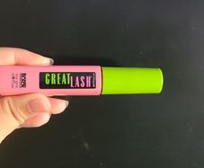 Maybelline Great Lash Mascara in Blackest Black