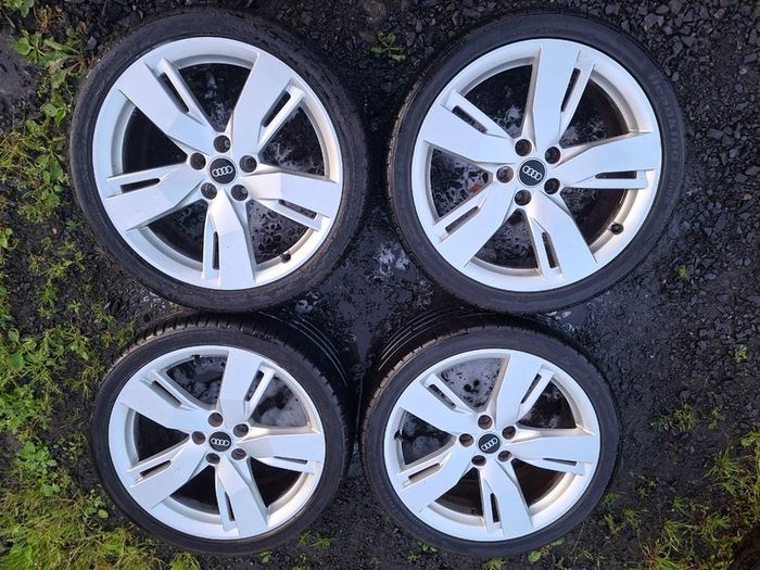 19" Genuine Audi S Line Alloys with tyres