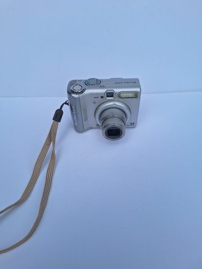 Canon PowerShot A520 digital camera