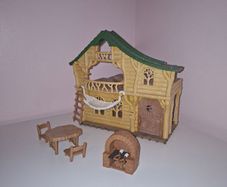 Sylvanian Family Lakeside Lodge