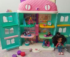 Gabby doll house