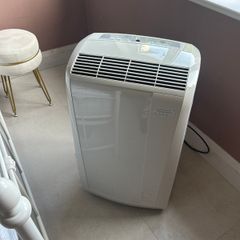 Air Conditioning unit - De Longhi