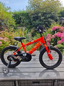 Boys bike Raleigh Striker