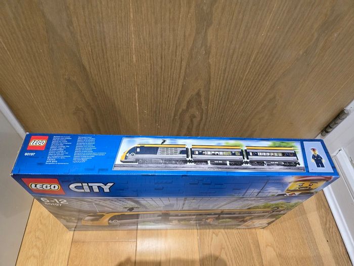 Lego 60197 Passenger Train