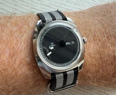 Timex Q Enigma 1975
