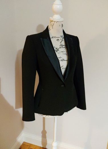 Size S ZARA Black Blazer