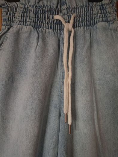 Bershka jeans