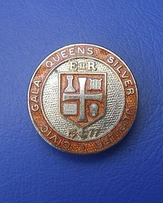 Queen Elizabeth II Silver Jubilee 1977 - a scarce enamel badge issued by the City of Wolverhampton Council