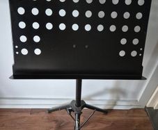 Music stand