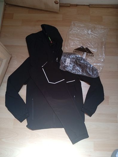 Monterrain Tracksuit (( Brand New))