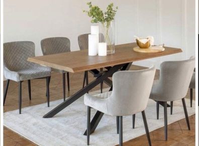 Kitchen table