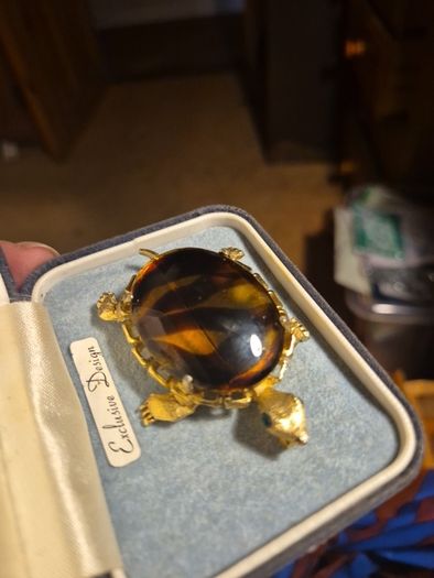 Rare Find Vintage Glass Turtle Brooch and Pendant