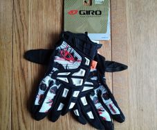 Giro cycling gloves