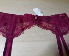 Boux Avenue suspender belt
