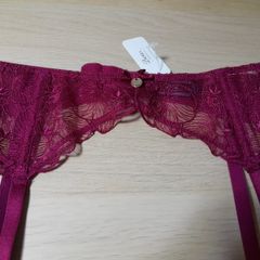 Boux Avenue suspender belt
