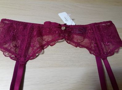Boux Avenue suspender belt
