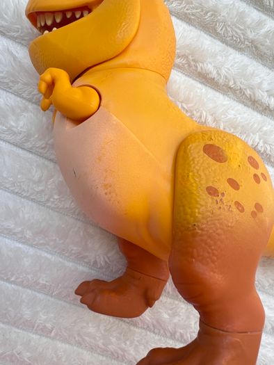 The Good Dinosaur TOMY Action Figure Nash approx. 22 cm. Used Damaged Please see photos