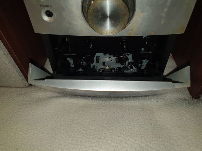 Sony Mini Hi Fi For Sale Here