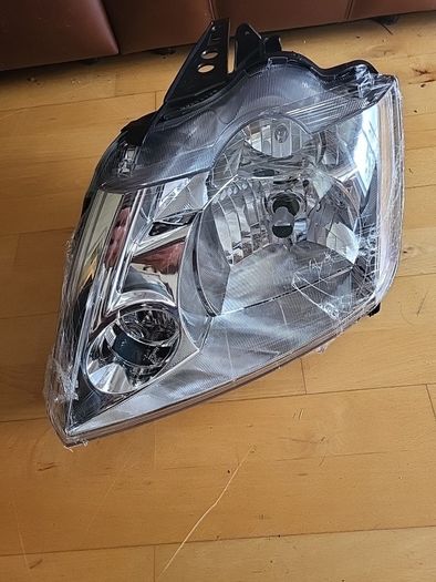 Renault Modus headlight