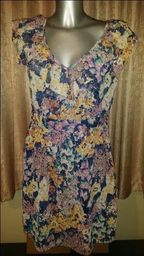 Atmosphere floral dress size UK16 EU44 Postage included