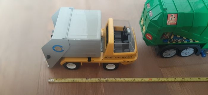 Dustbin carts x 3