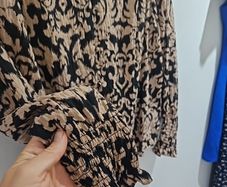 2 blouses and a waist coat size s
