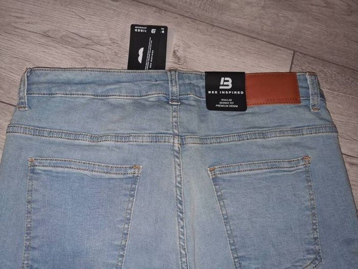 Brand New Bee Inspired Luca Signature Skinny Jeans - Size - 34/30 - 60.00 - Sterling - 78.00 - Euro