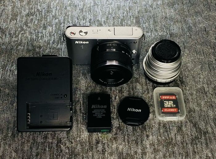 Nikon Coolpix 1 J1 Raw