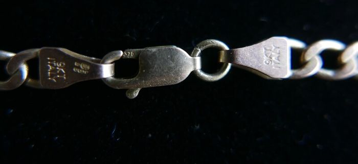Vintage Solid Gold Curb Link Necklace in 9Ct Gold 375 - 18,5 inch  -  5,35g