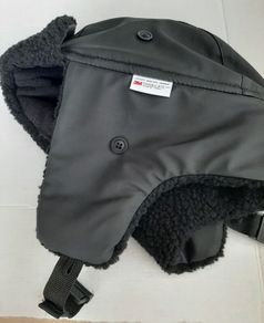 New Thinulsate hat tag attached