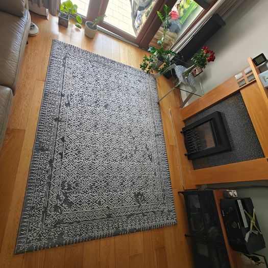Rug
