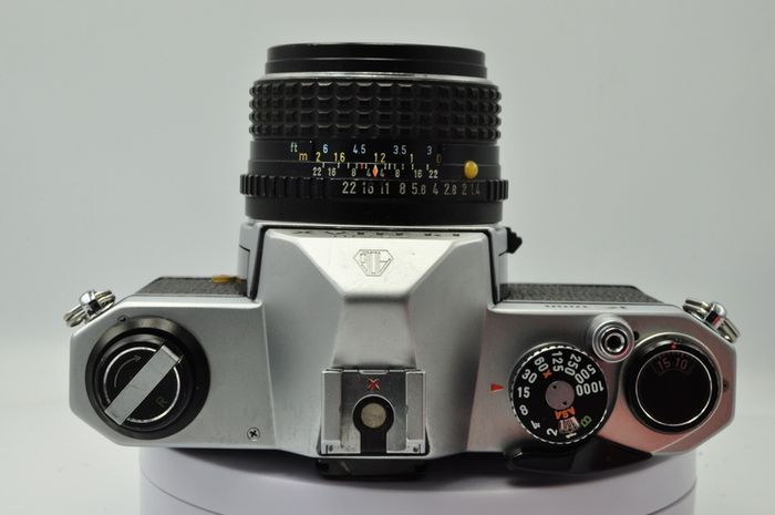Pentax K1000 35mm Film Camera + Pentax-M 50mm f/1.4 Lens - Excellent & Fully Working