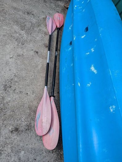 Islander Paradise II Tandem Kayak + Extras (Paddle