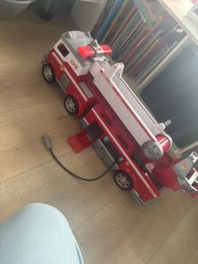 paw patrol fire truck