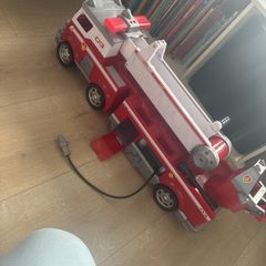 paw patrol fire truck