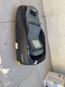 FREE Maxi Cosi FamilyFix isofix base