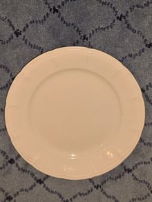 Baby Pink Scalloped Vintage Dinner Plates from Royal Art Pottery