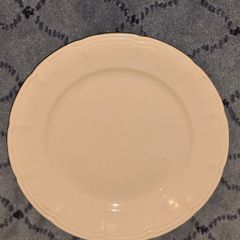 Baby Pink Scalloped Vintage Dinner Plates from Royal Art Pottery
