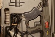 SENCO DS200-AC Duraspin Screw Fastening System in case and in excellent condition, with manuals